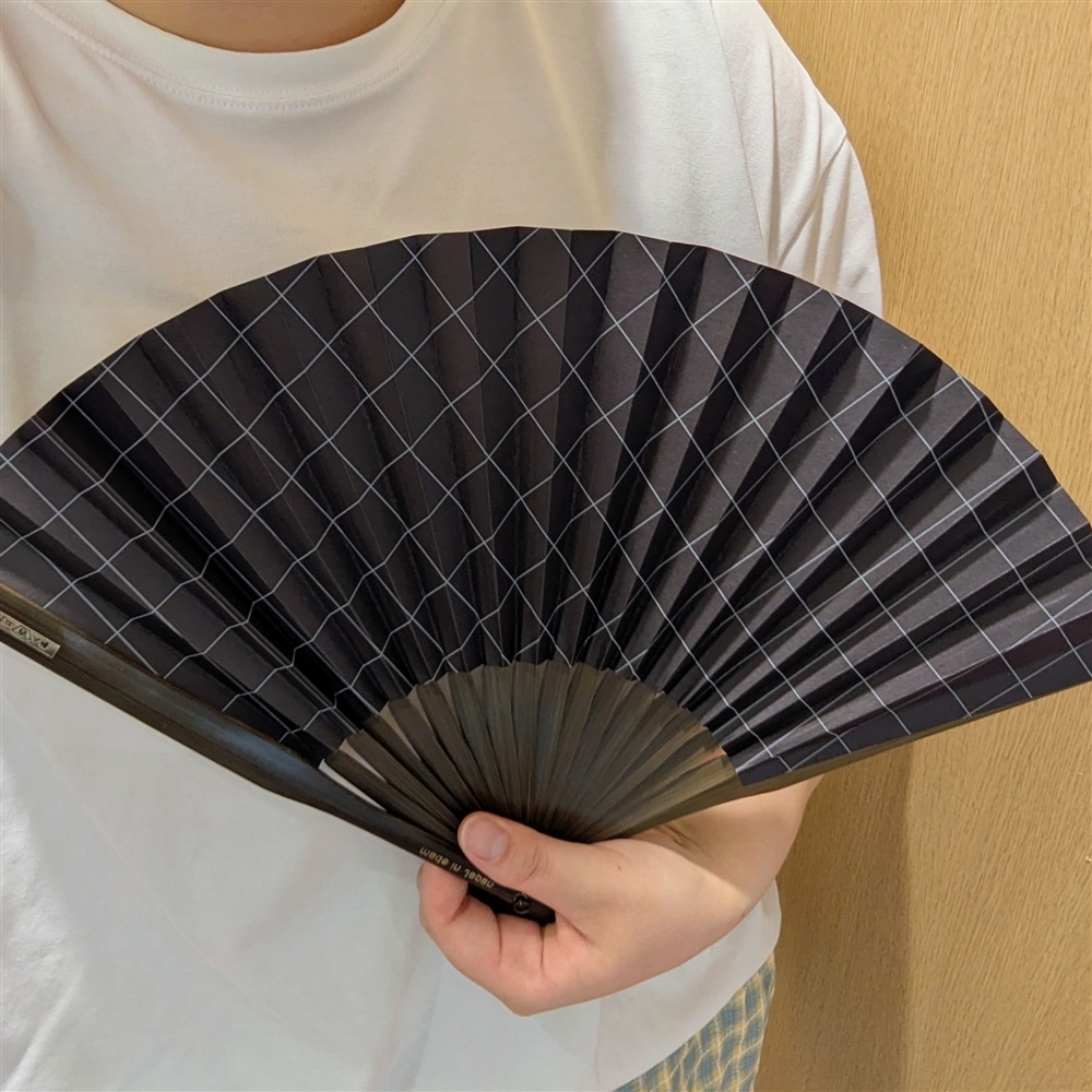 【西川庄六商店】オシャレな扇子で快適な夏を！