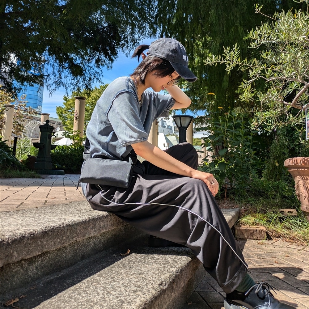 【ALPAKA】スリングバッグで快適なおでかけに